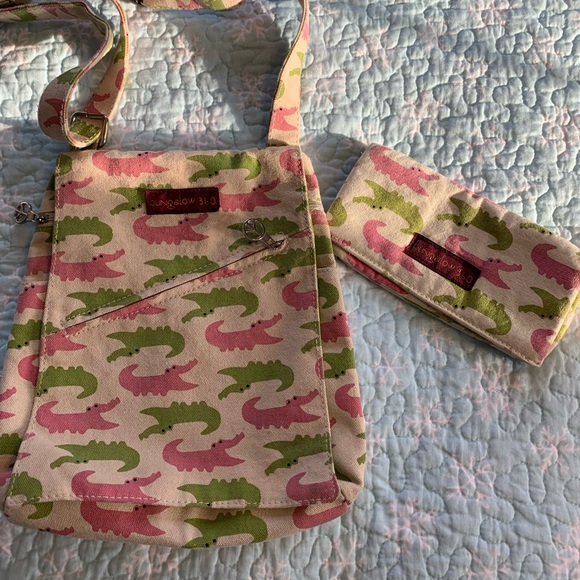 bungalow 360 Handbags - Purse and wallet